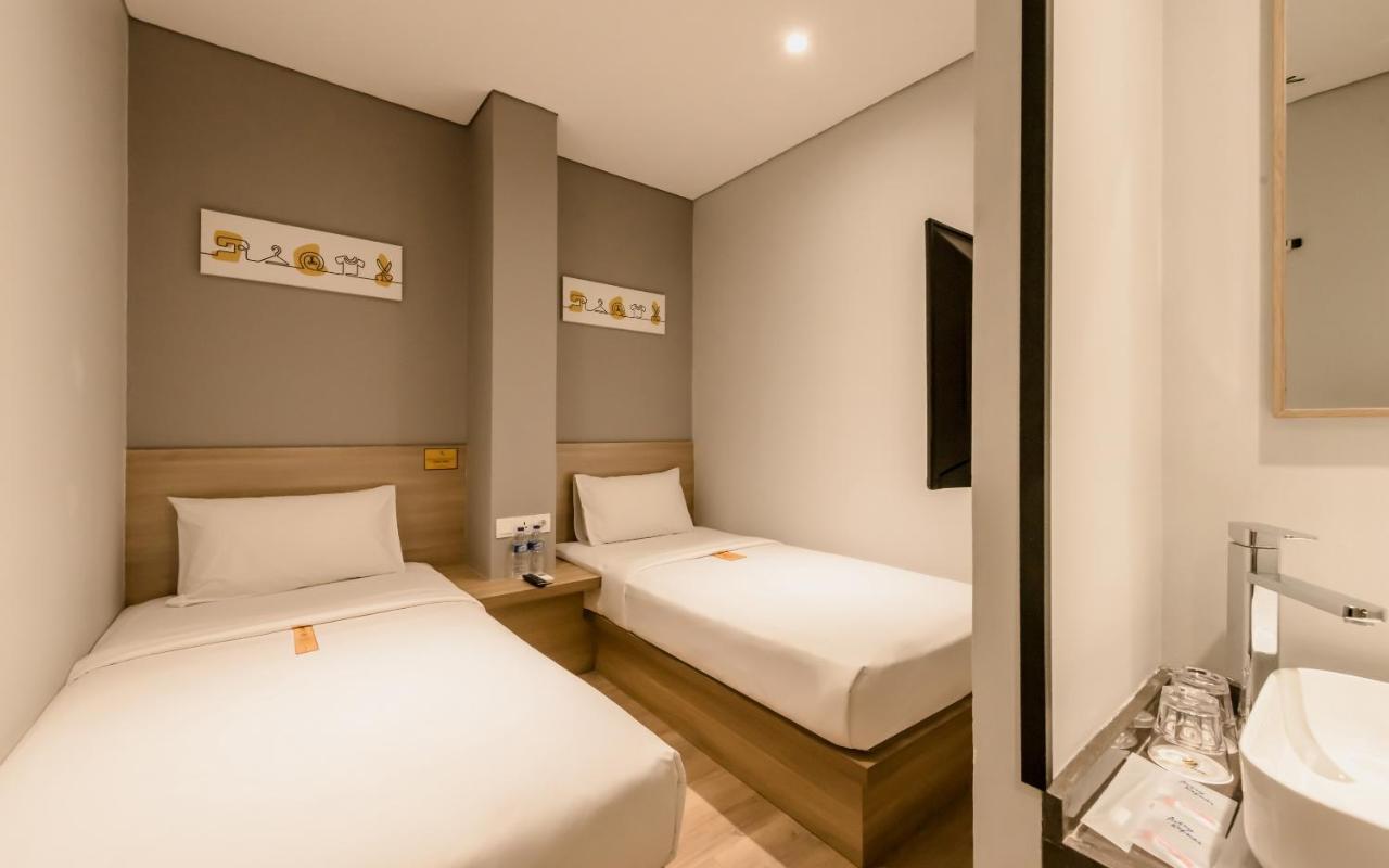 Yellow Bee Tanah Abang Jacarta Exterior foto